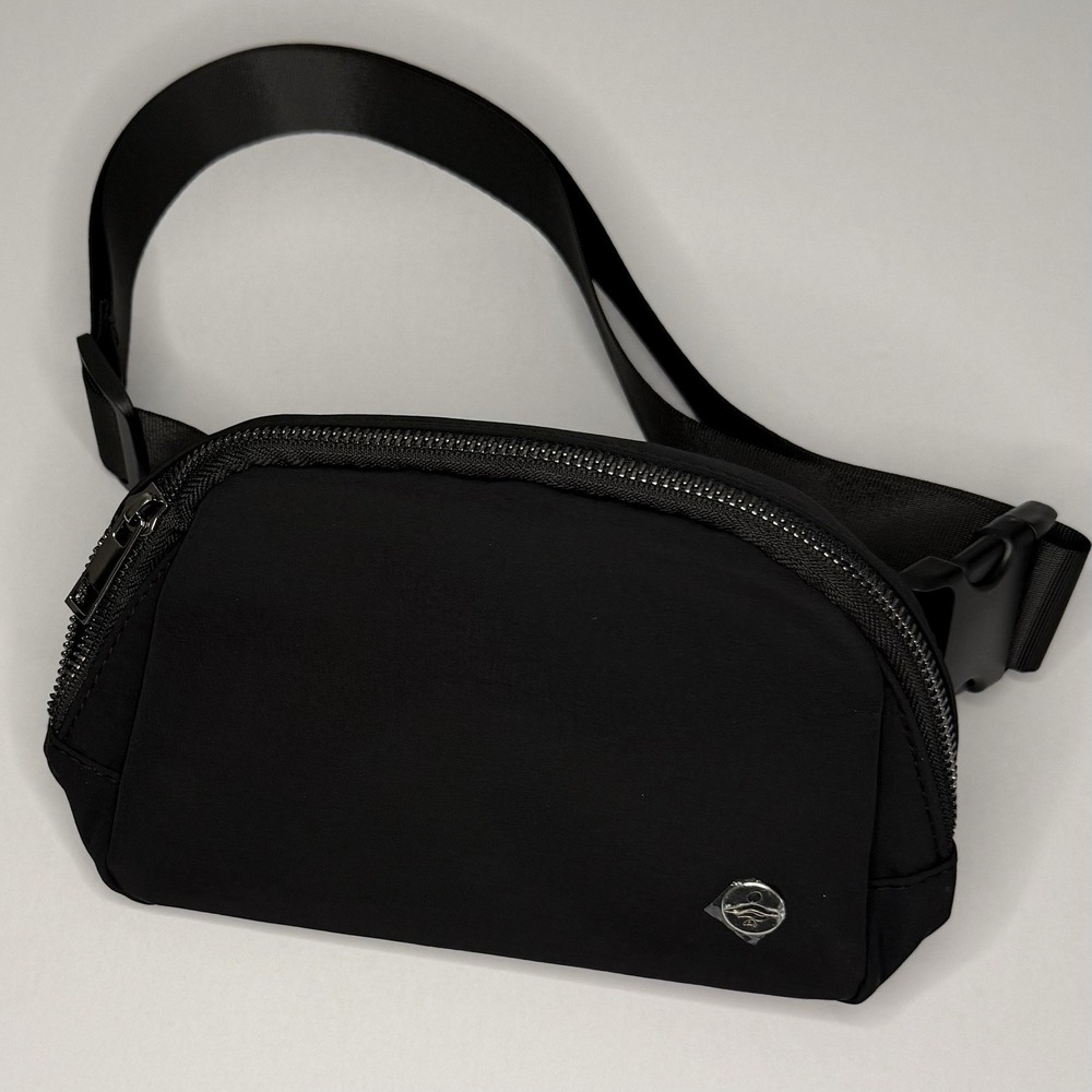 Halara Black Casual Athleisure Waist Bag Fanny Pack Belt Bag Adjustable NEW